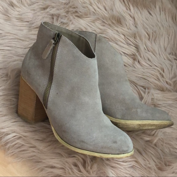Ecote Tan Leather Booties - Urban Outfitters - Picture 2 of 4